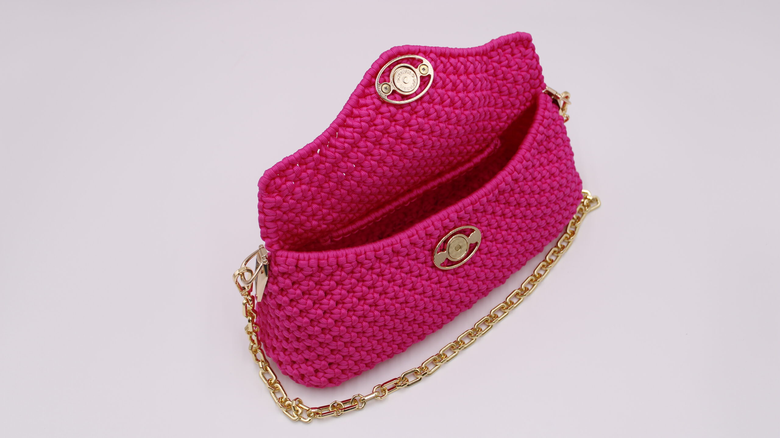 FUSHIA PURSE 100% HAN-WOVEN