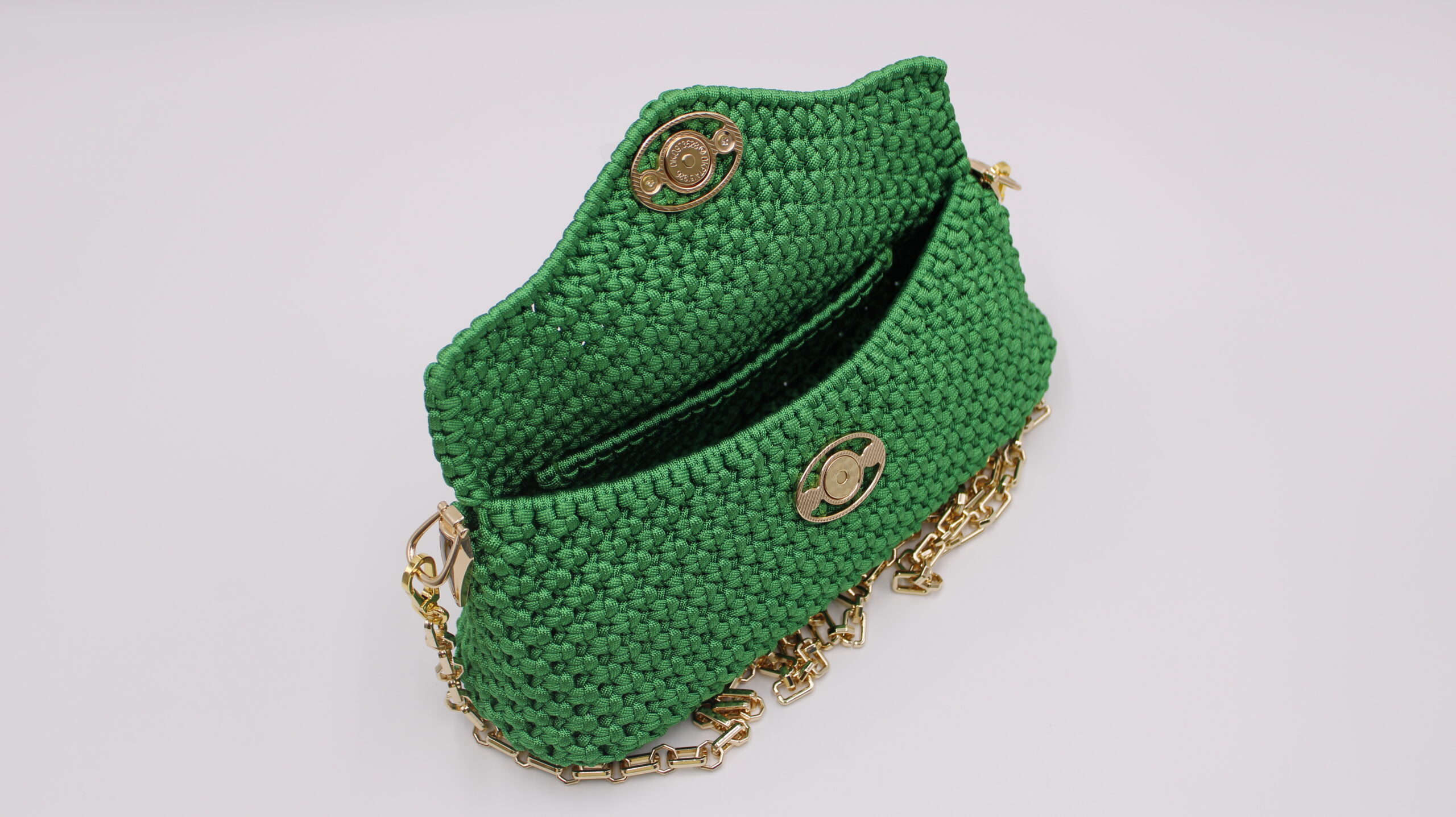 GREEN PURSE 100% HAN-WOVEN