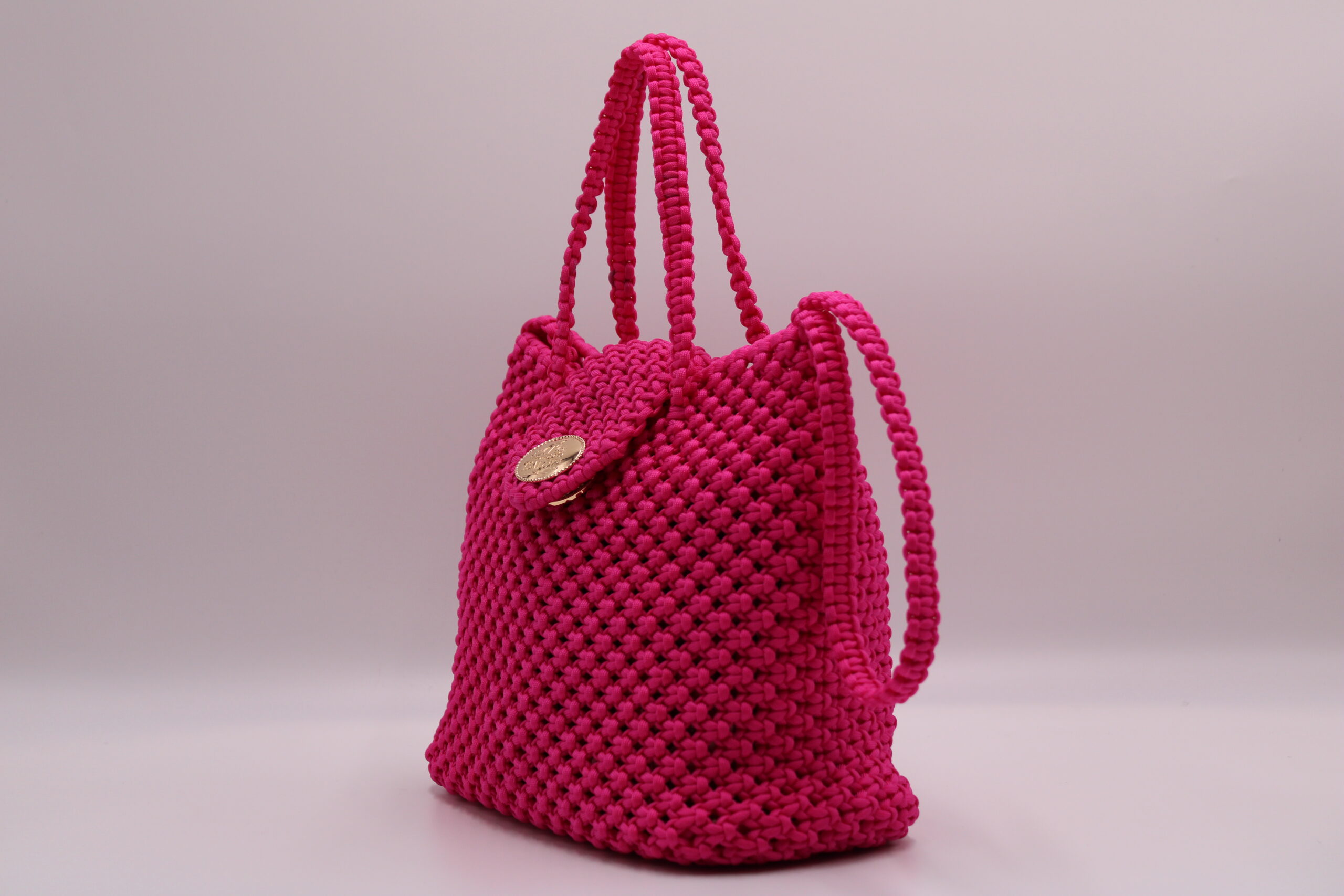 Fuchsia tote bag 100% hand-woven