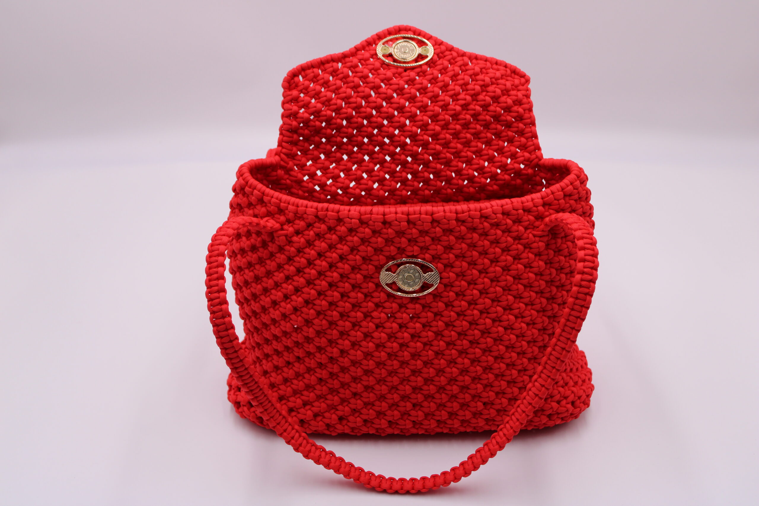 TOTE BAG RED COLOR WITH CLOSED TOP 100% HAND-WOVEN WITH THE SMALL INTERNAL BAG
