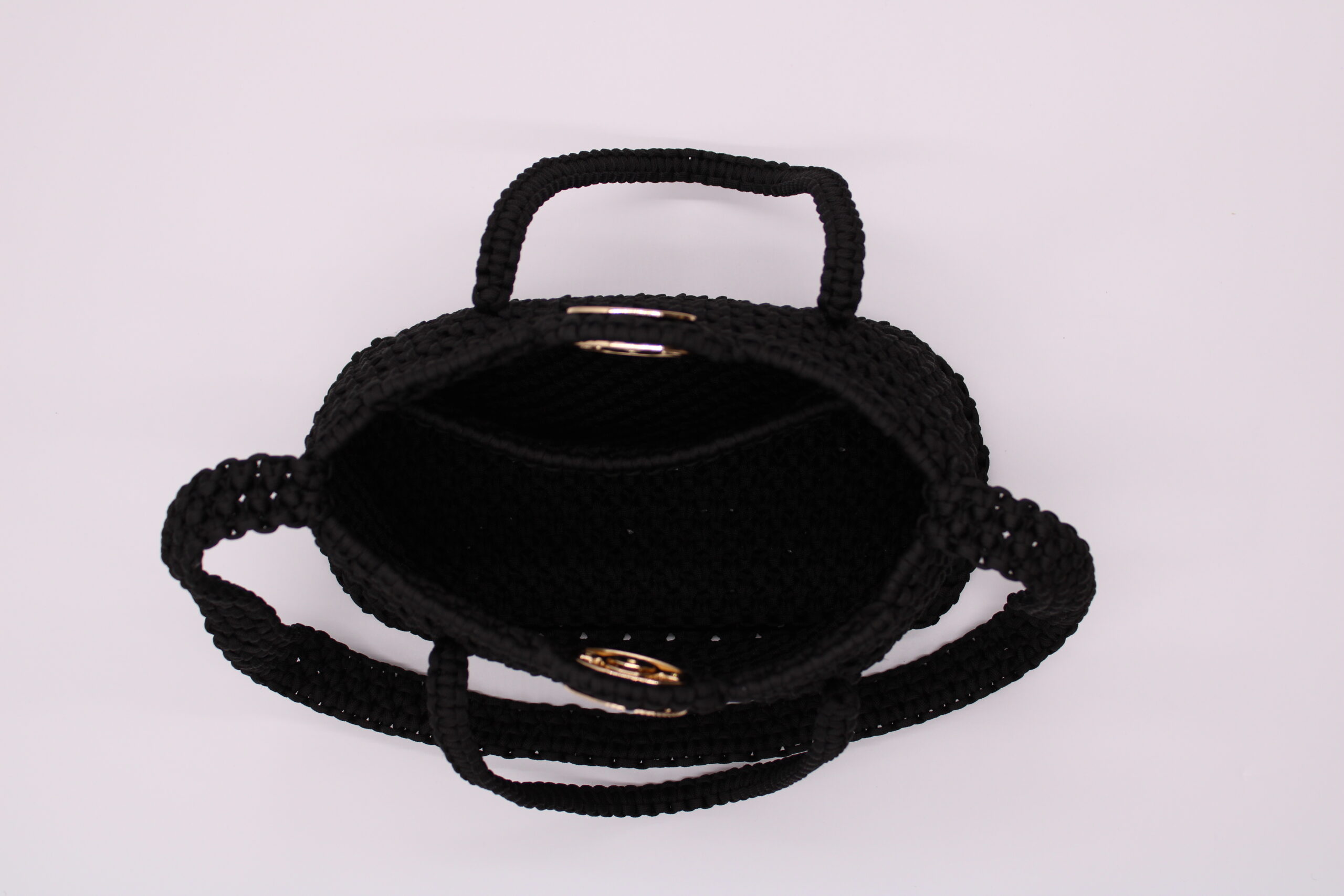 ICONIC MIDSIZED BLACK COLOR 100% HANDWOVEN