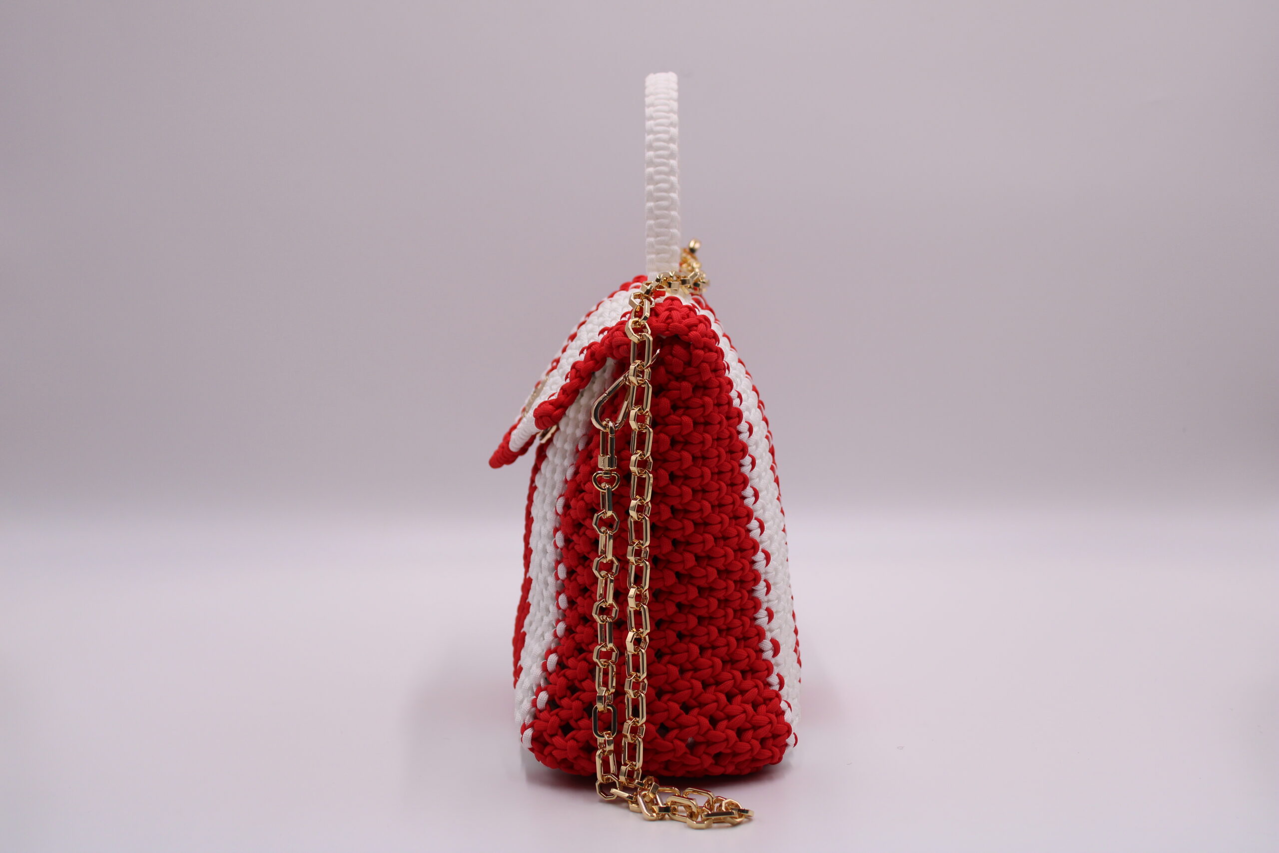 ADJAB TWO COLORS RED-WHITE BAG 100% HAND-WOVEN WITH THE SMALL INTERNAL POCKET