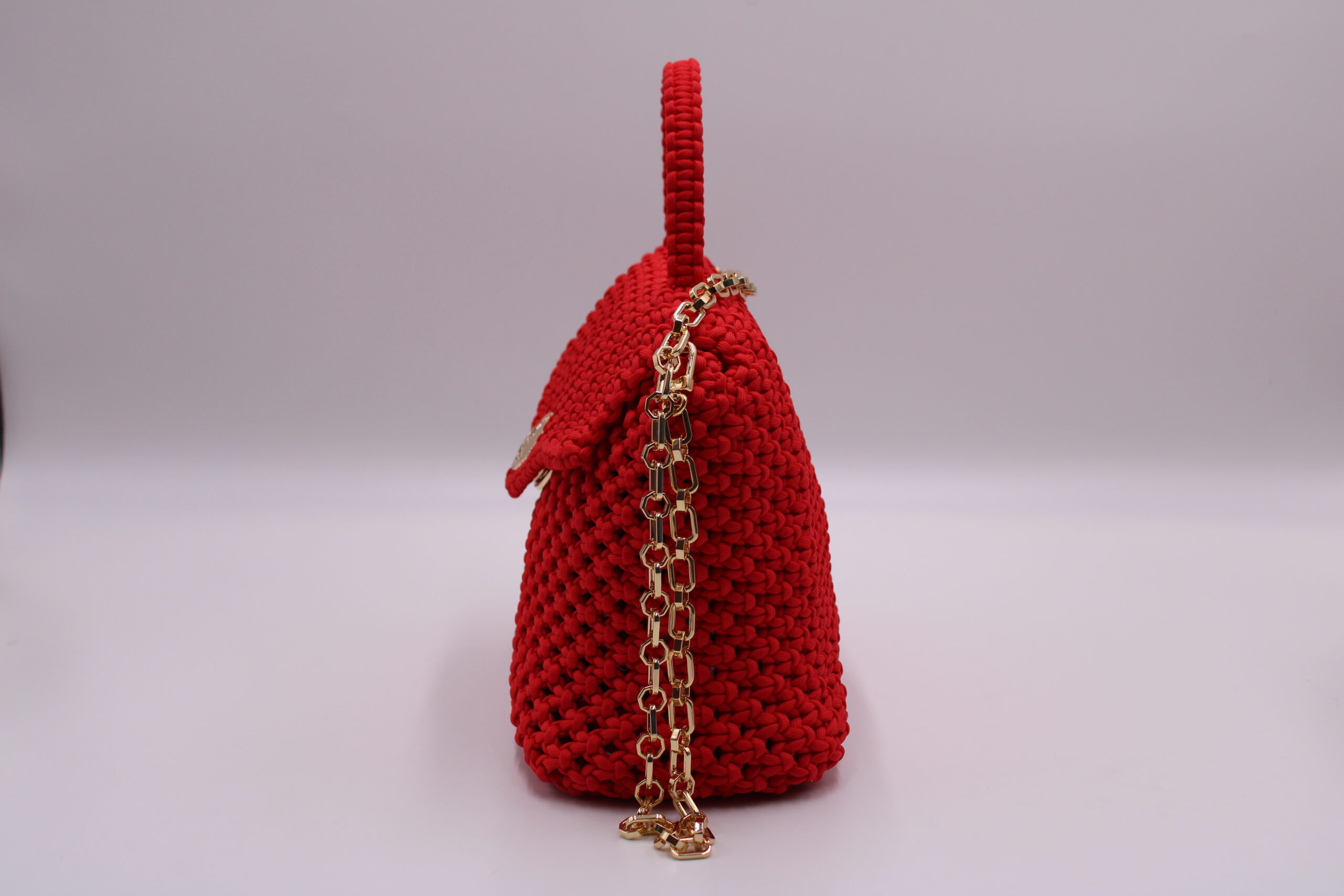 AKOM 100% HAND-WOVEN WITH SMALL INTERNAL POCKET