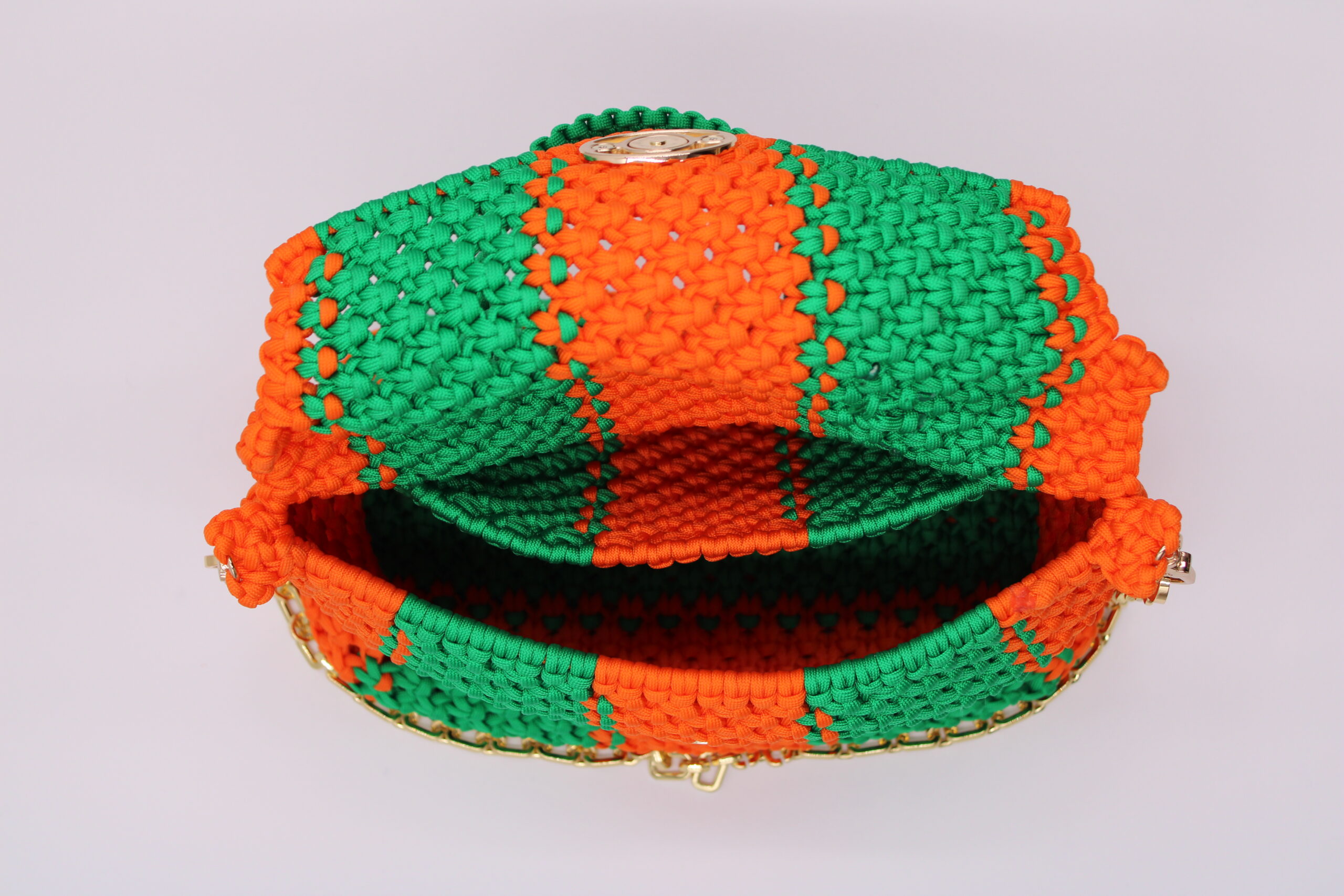 EDOGASSI TWO COLORS GREE-ORANGE BAG 100% HAND-WOVEN WITH THE SMALL INTERNAL BAG