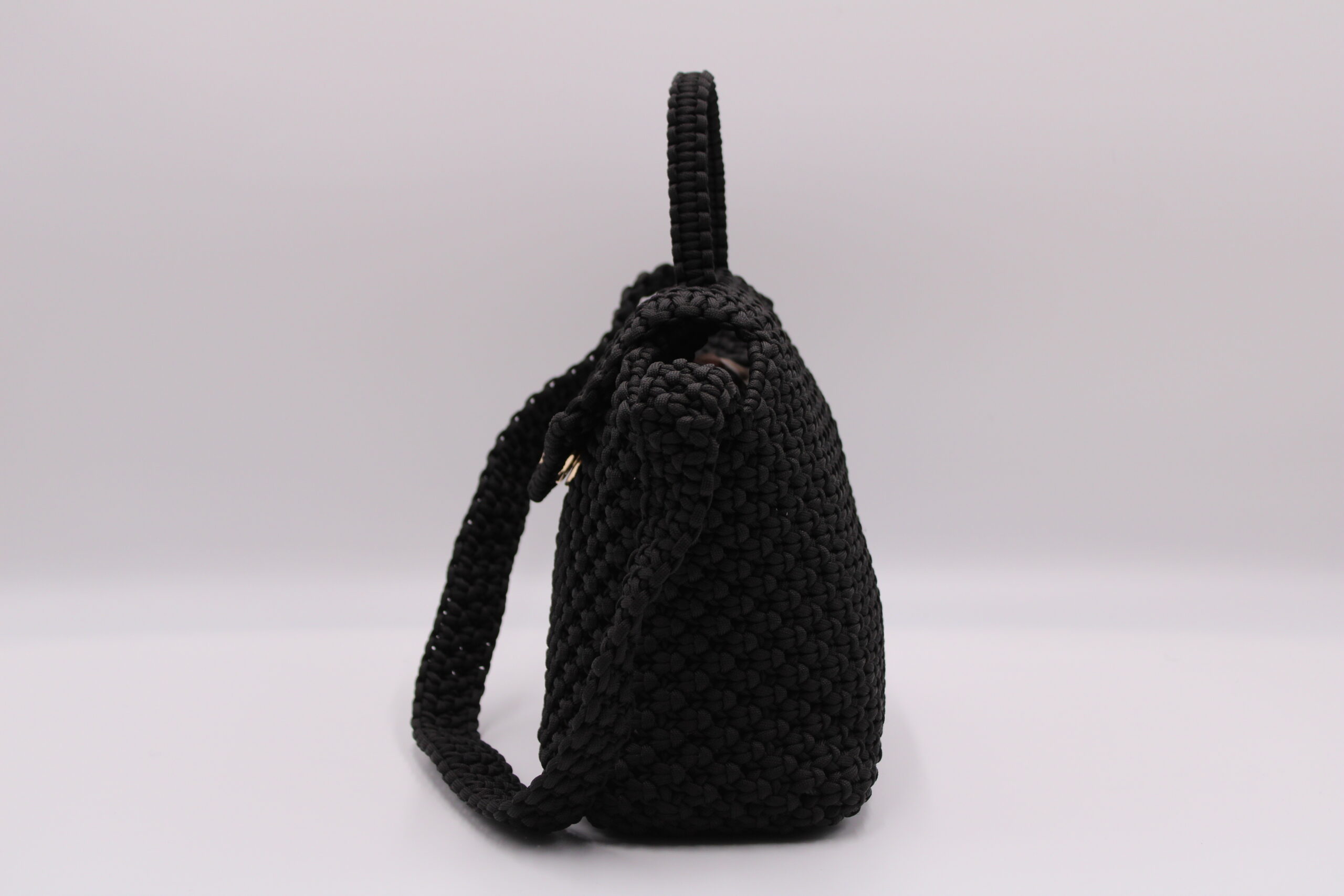 BIBOLOO BLACK  100% HAND-WOVEN WITH THE SMALL INTERNAL POCKET