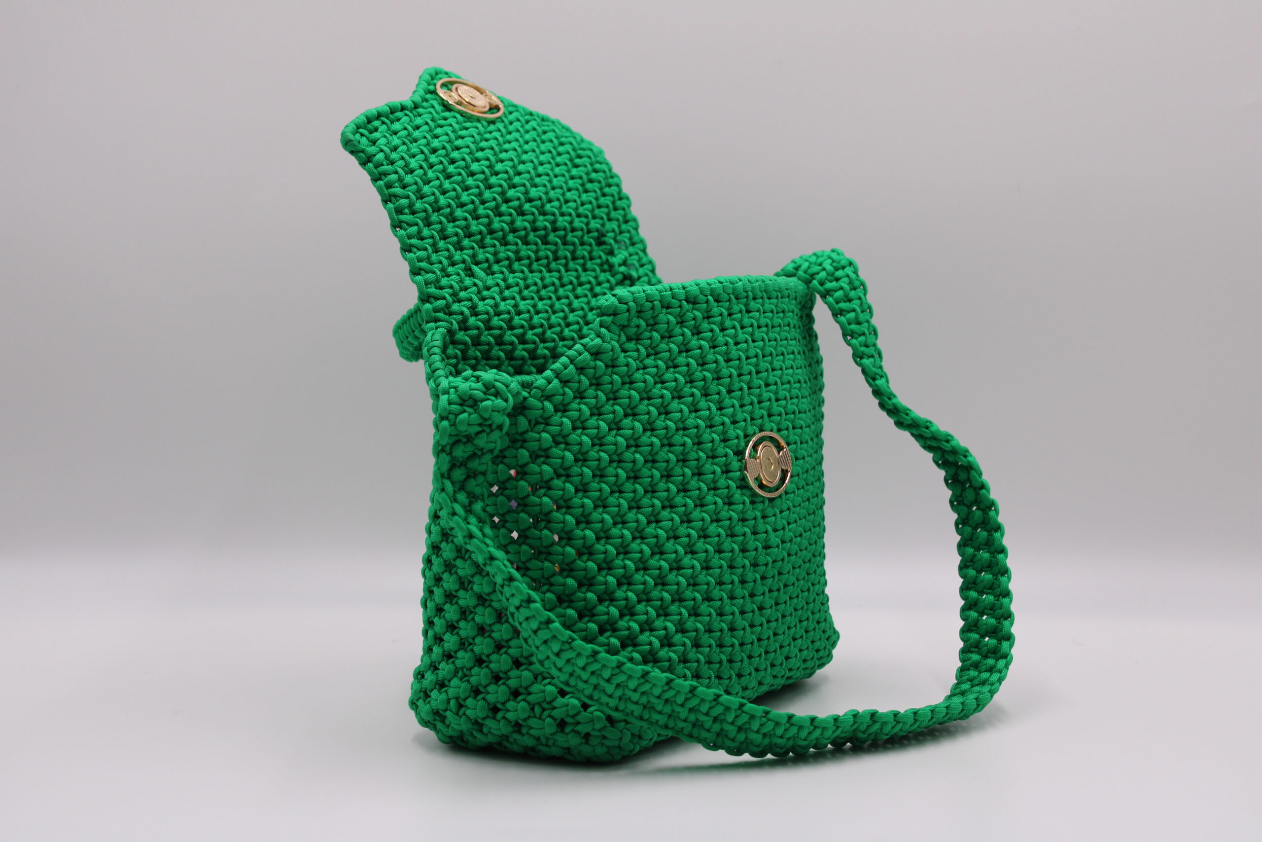 NDIM EPAN GREEN 100% HAND-WOVEN WITH THE SMALL INTERNAL POCKET