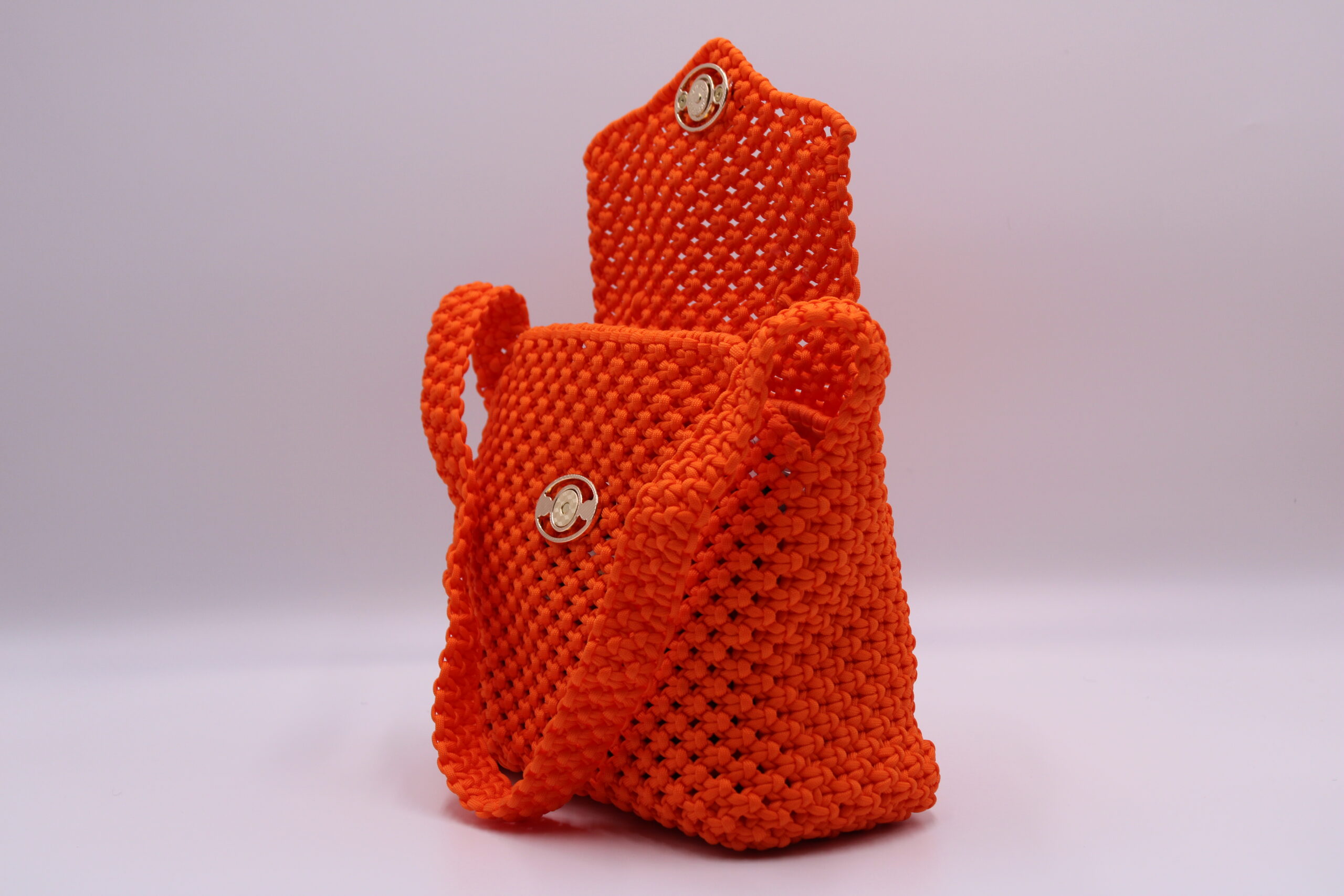 MANDARINE ORANGE COLOR 100% HAND-WOVEN WITH THE SMALL INTERNAL POCKET
